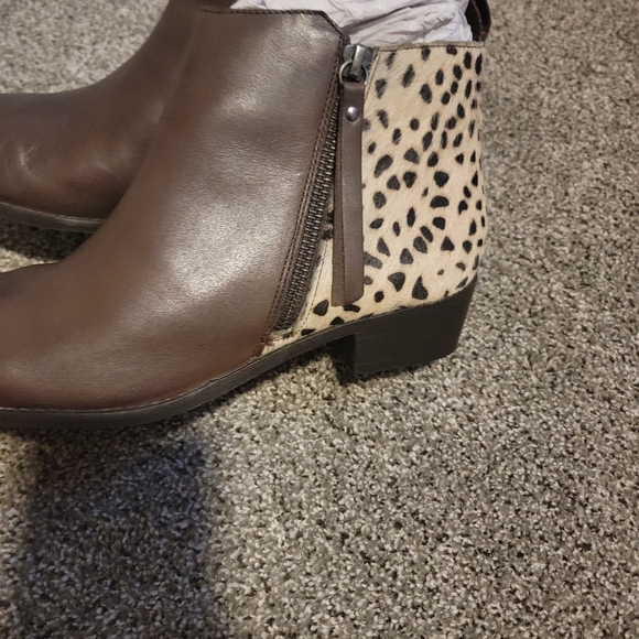 SOLD - Picture 9 of 13